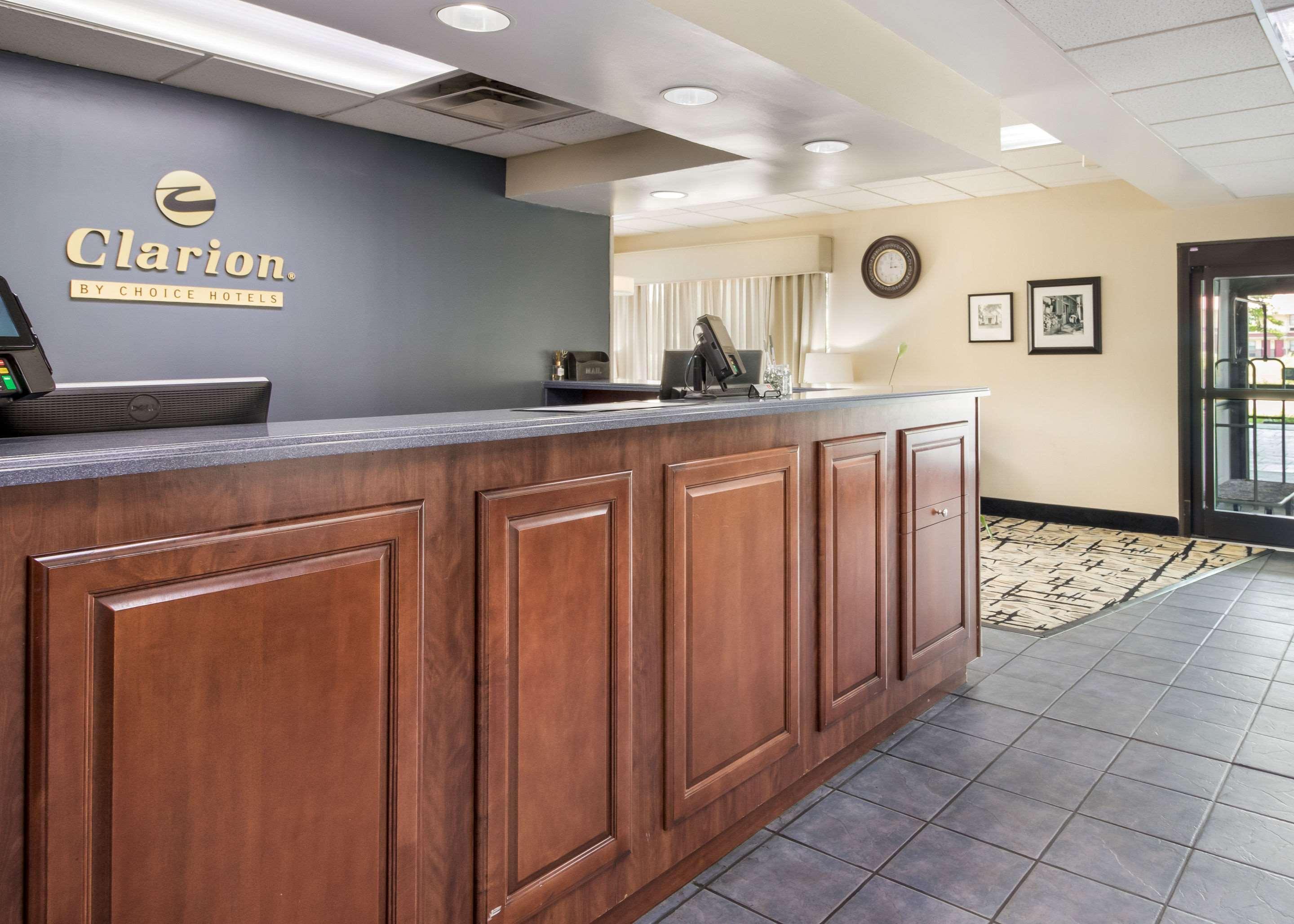 Clarion Inn Cleveland Near University Exteriör bild